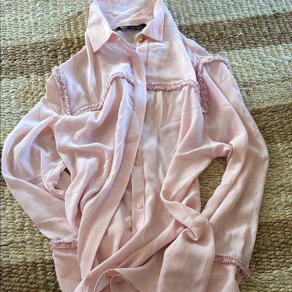 Zara Pink Blouse with Ruffle Trim - Picture 6 of 7